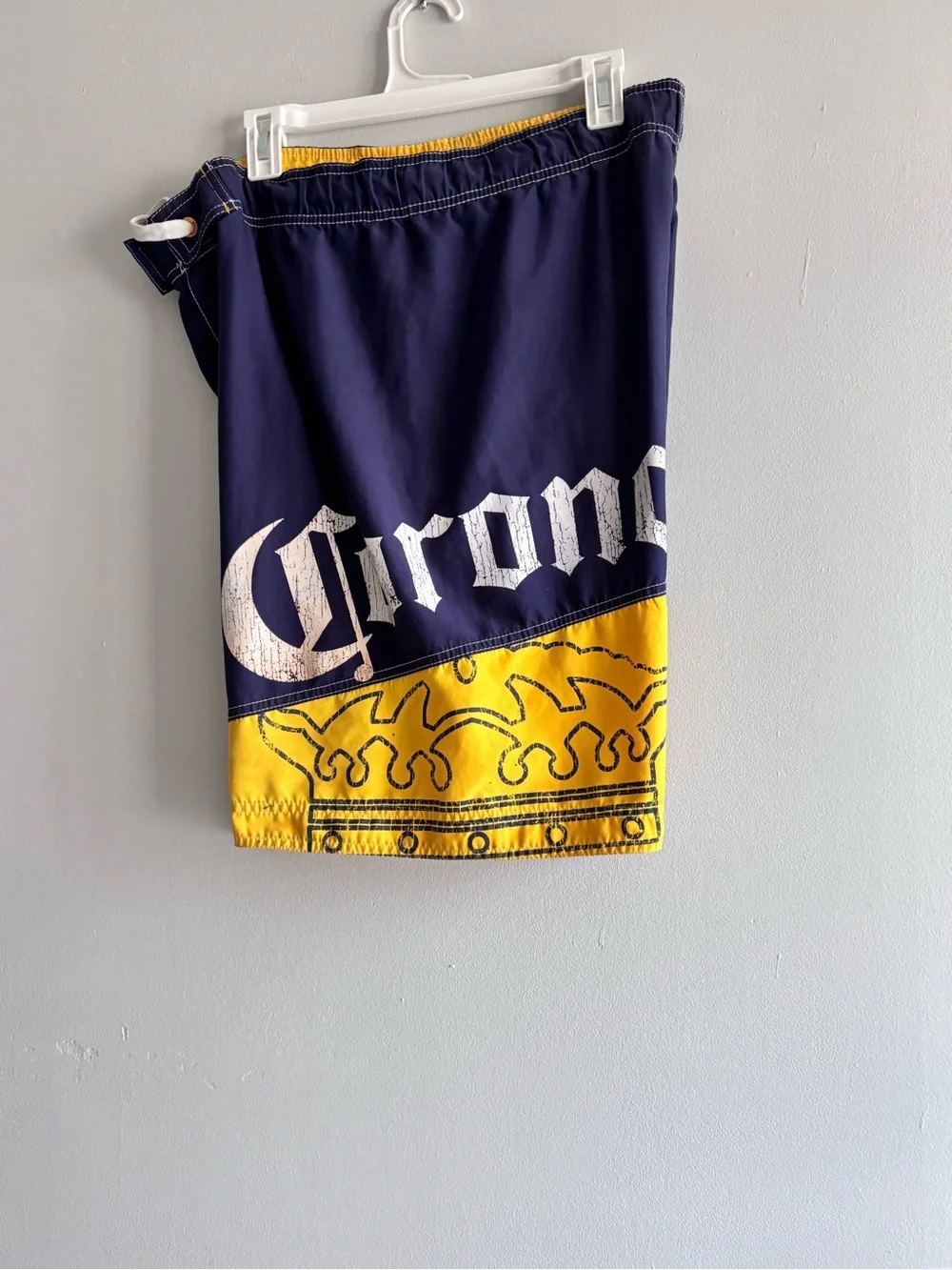 Corona design 36 drawstring
